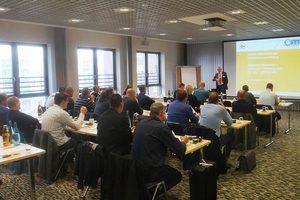 Der GSTT-Geschäftsführer Dr. Klaus Beyer begrüßte als fachlicher Leiter 29 Teilnehmer zur rbv - GSTT Informationsveranstaltung am 14. November 2017 im centrovital Hotel in Berlin-Spandau